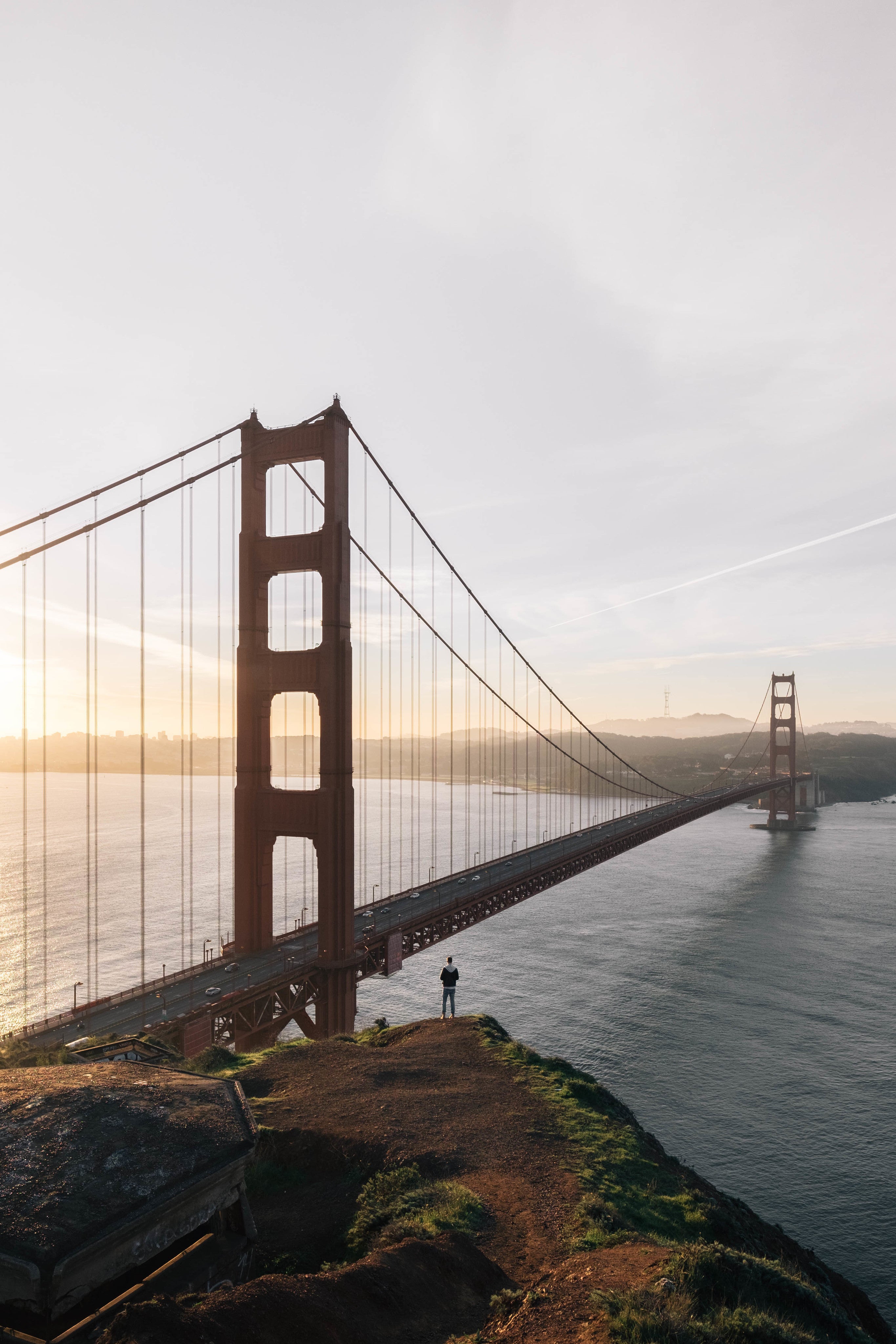 hiking-by-golden-gate-bridge.jpg